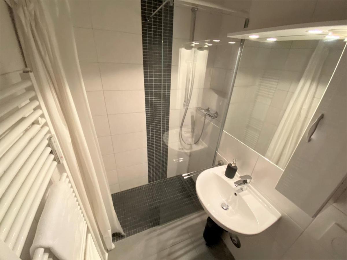 Exclusives Apartment In Bestlage +Netflix +Boxspring باد فسينغ المظهر الخارجي الصورة